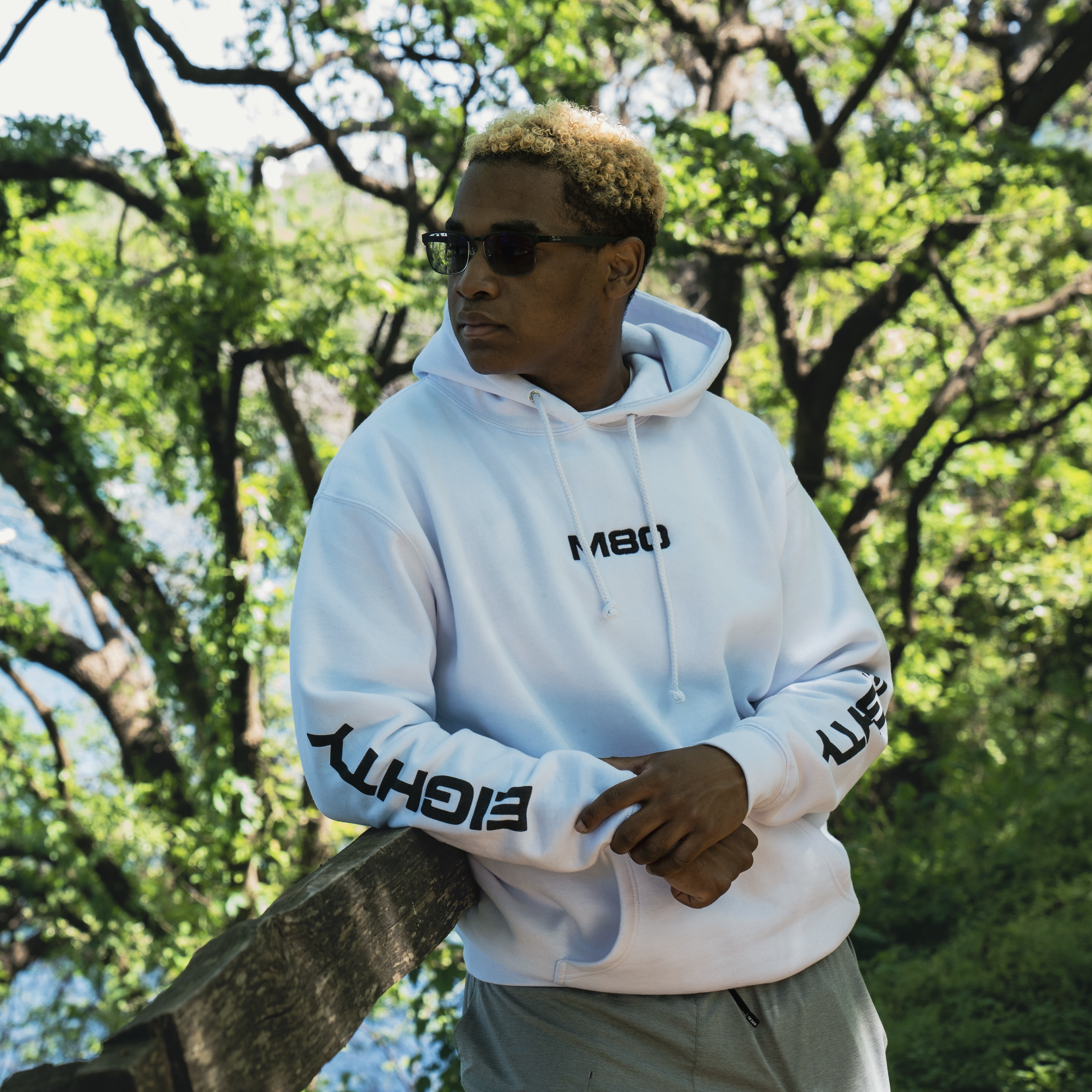 M80 Essentials Signature Hoodie - White
